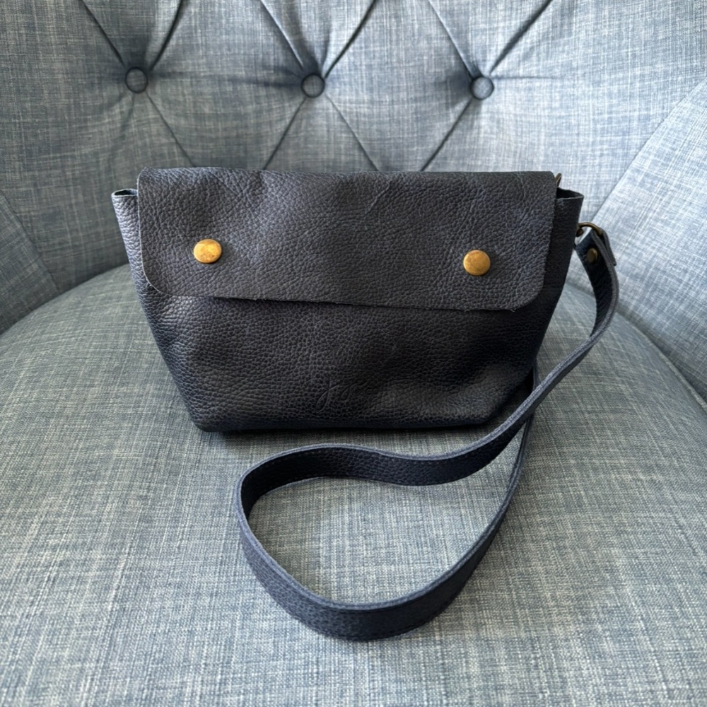 Joji & Co Fiber Fanny Pack, Navy